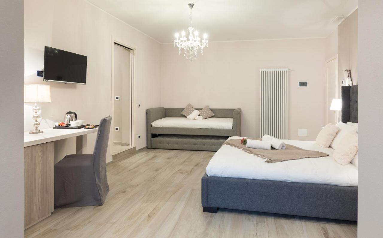 Residenza Conca Verde B&B La Suite Rogolo Buitenkant foto